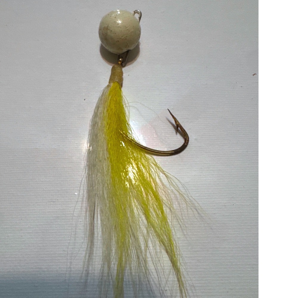 Bucktail Jig Fishing Lure 1.5oz White Yellow Good Vintage Round Head